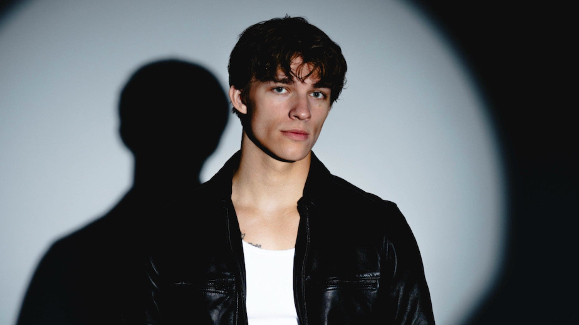 Alex Sampson, Maryjo, Rikki Lumi