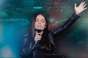 Yesenia Then: Levántate Tour