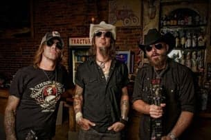 Supersuckers x Scott H. Biram at the Tractor!