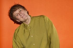 Josh Thomas